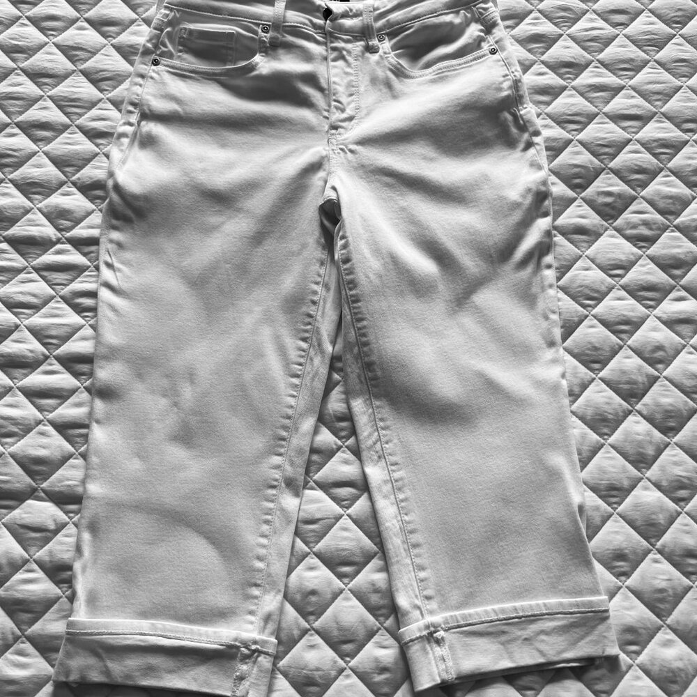 NYDJ White "Marilyn Straight" Cuffed Capris - Picture 4 of 6